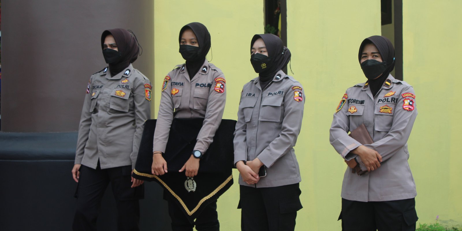 Polwan Setukpa Lemdiklat Polri Ikuti Kegiatan Apel Penghormatan